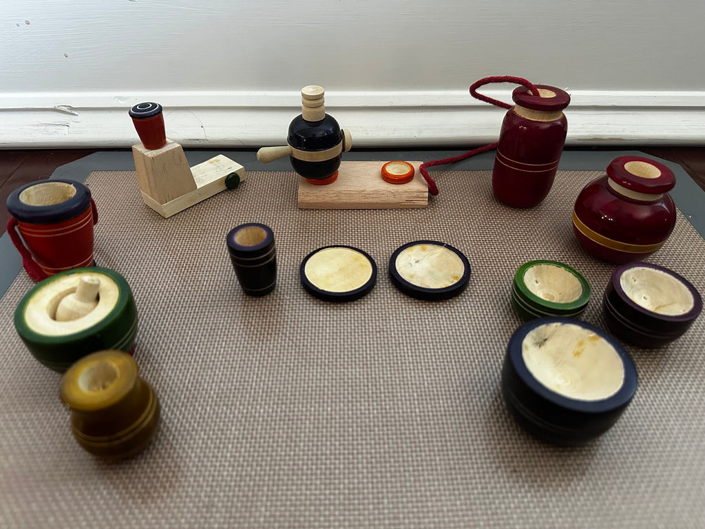 Lakkapidatalu miniature wooden toy kitchen set in natural lacquer colors