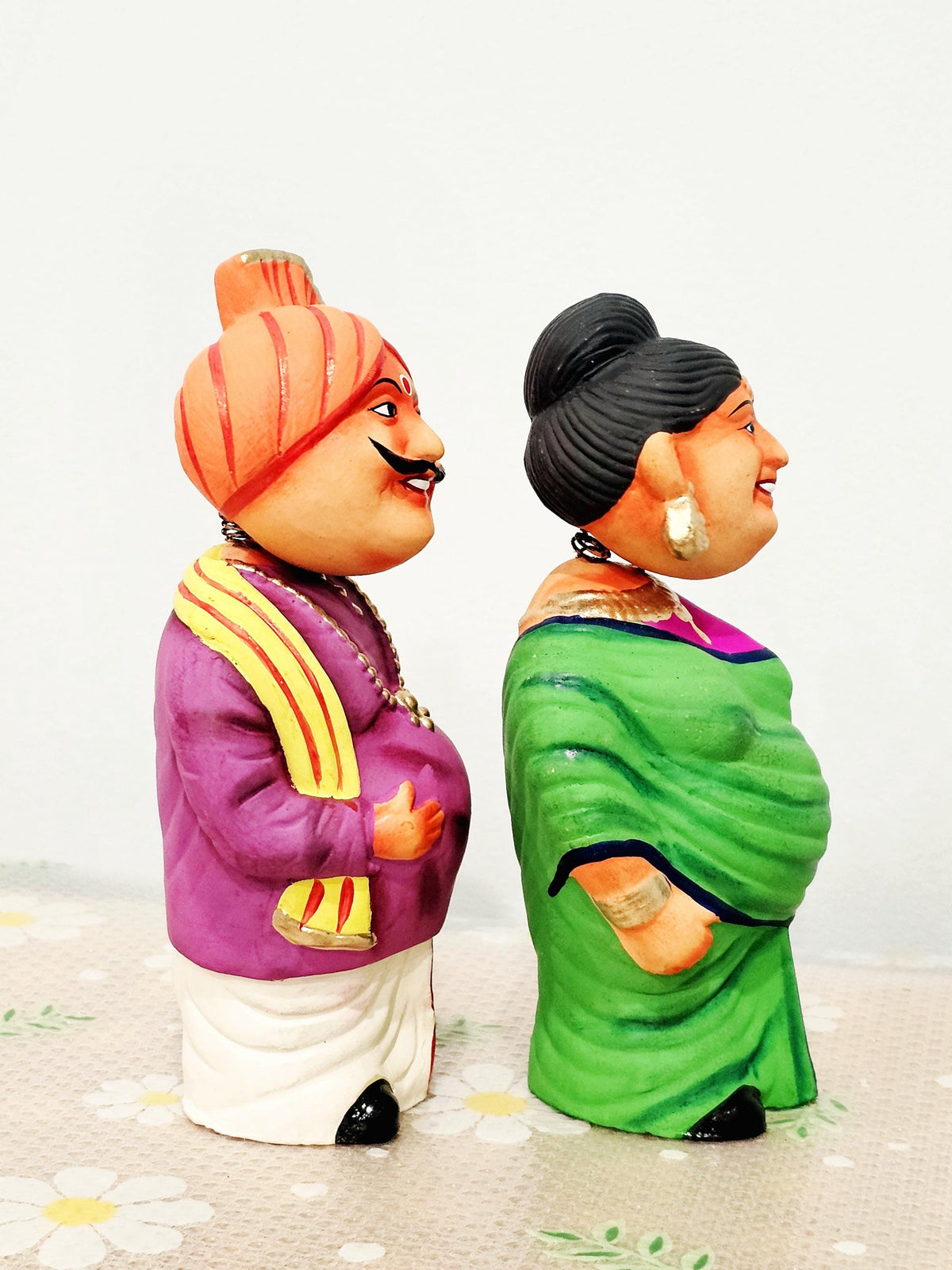 Taata Bamma Couple Bobble Head Toys - Indian Home Decor