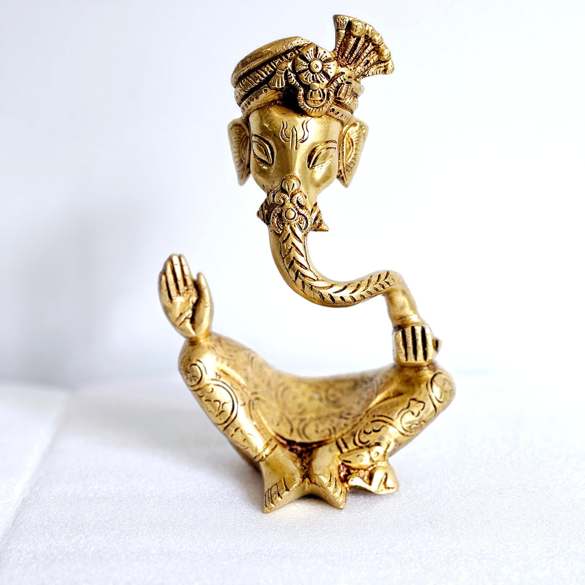 Brass artistic Ganapathi / Vinayakudu / Ganesh