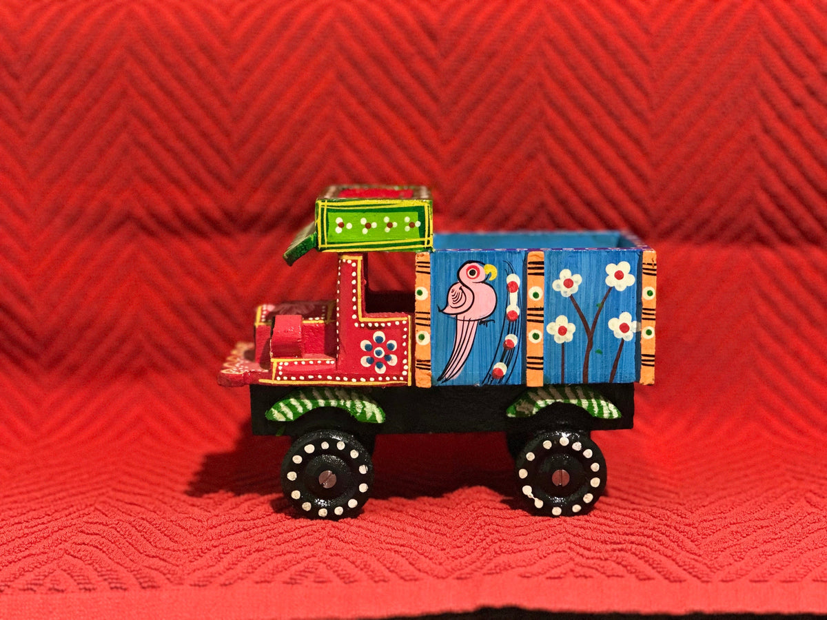 Colorful painted Indian Truck / Lorry . | Pushpa truck
