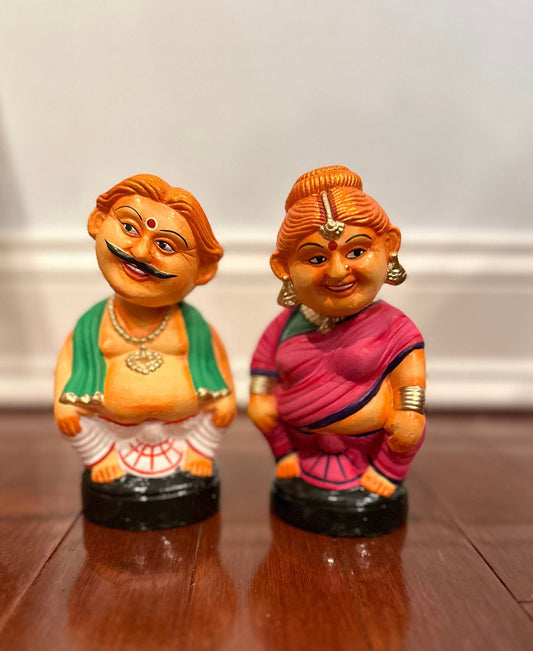 Taata Bamma couple Head nodding/ Bobble Head Toys - Budda Buddi Pair/ Bommala Koluvu/ Navaratri Golu