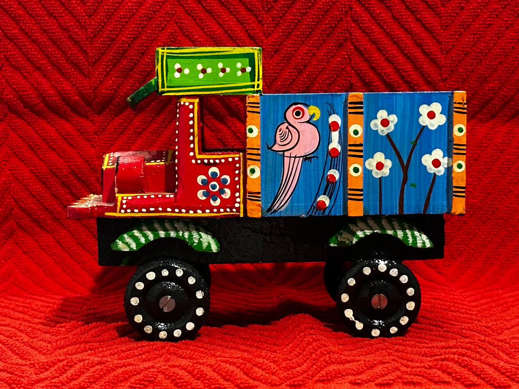 Colorful painted Indian Truck / Lorry . | Pushpa truck